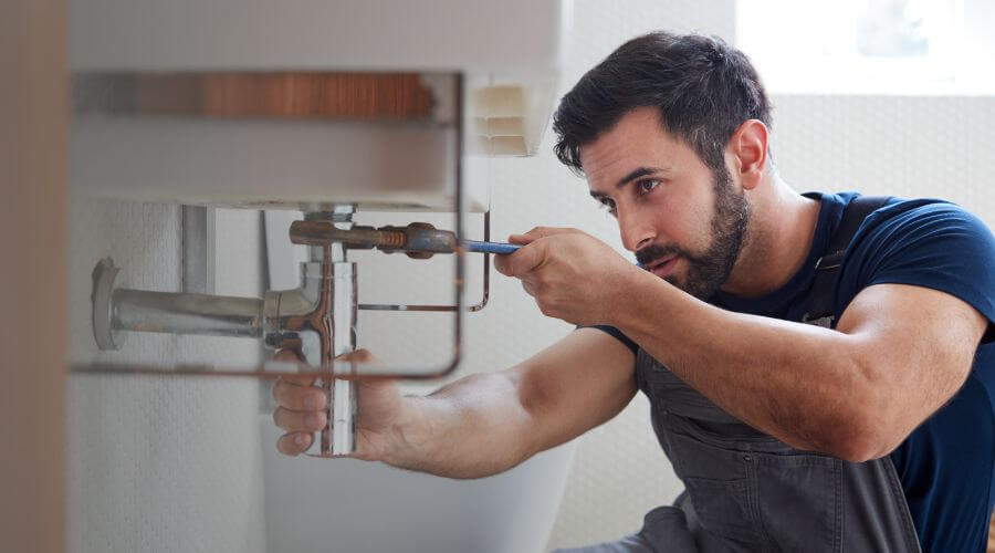 Water heater installation in Edwardsport, IN